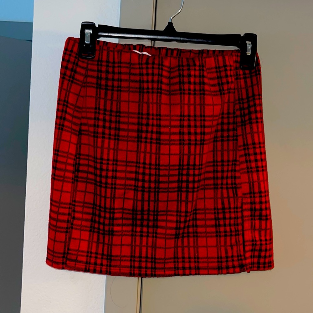 Red and black plaid skirt
